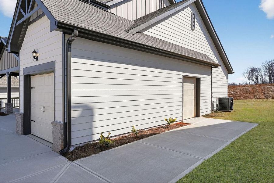 Exterior details and patio area of a home in , Homer (Image 20).