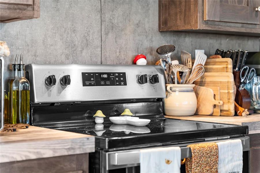 Close-up of interior finishes inside a home in , Kemp (Image 19). Close-up of interior finishes inside a home in , Kemp (Image 19).