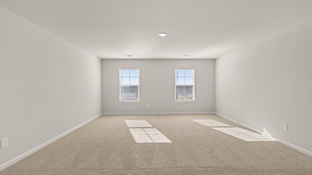 Spacious, unfurnished interior of a new home in Highland Hills, Graniteville (Image 25).
