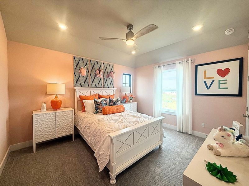 Furnished interior view inside a new home in Crescent Bluff, Georgetown (Image 30).