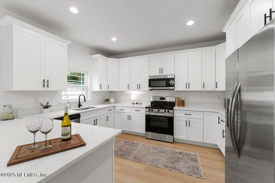 Furnished interior view inside a new home in , Fleming Island (Image 17).