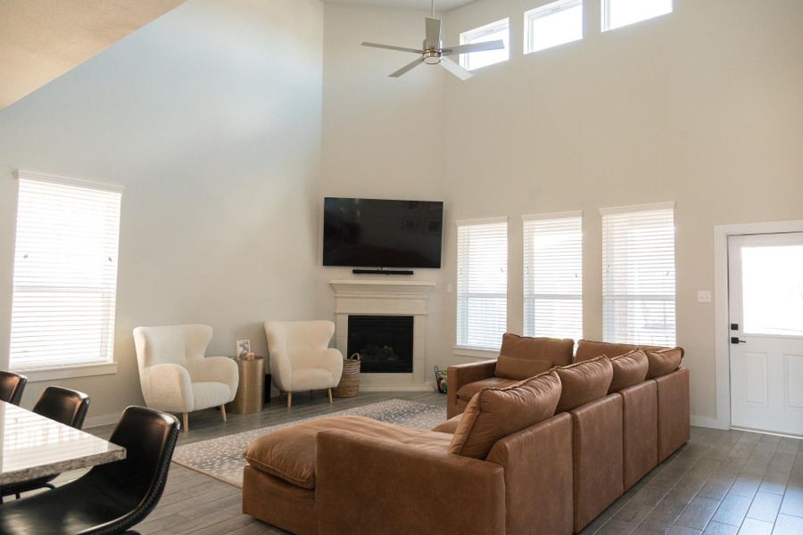 Furnished interior view inside a new home in , Conroe (Image 32). Furnished interior view inside a new home in , Conroe (Image 32).