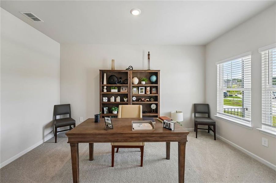 Furnished interior view inside a new home in Ivey Township, Dallas (Image 44).