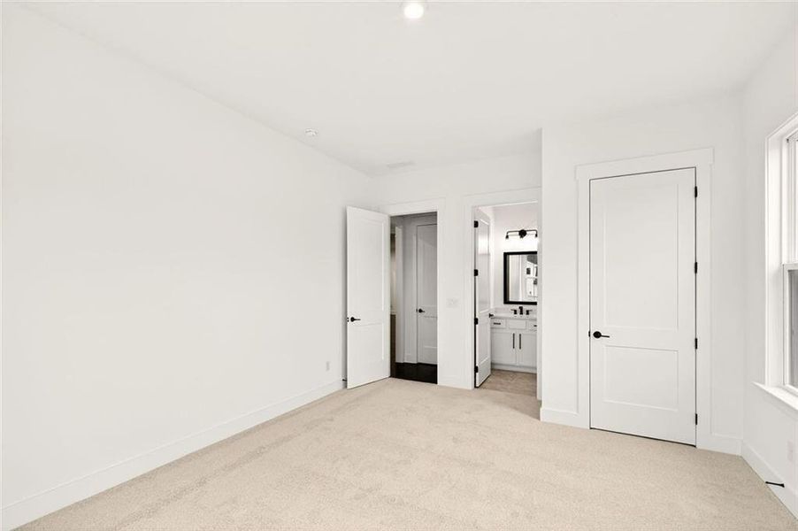 Spacious, unfurnished interior of a new home in , Cumming (Image 39).