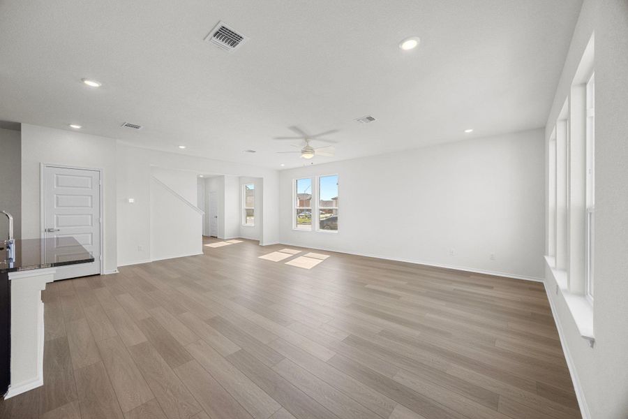 Spacious, unfurnished interior of a new home in Salerno - Heritage Collection, Round Rock (Image 34). Spacious, unfurnished interior of a new home in Salerno - Heritage Collection, Round Rock (Image 34).