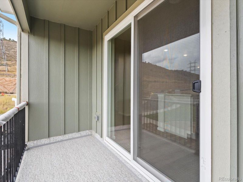 Image 29 of a home in Three Hills.