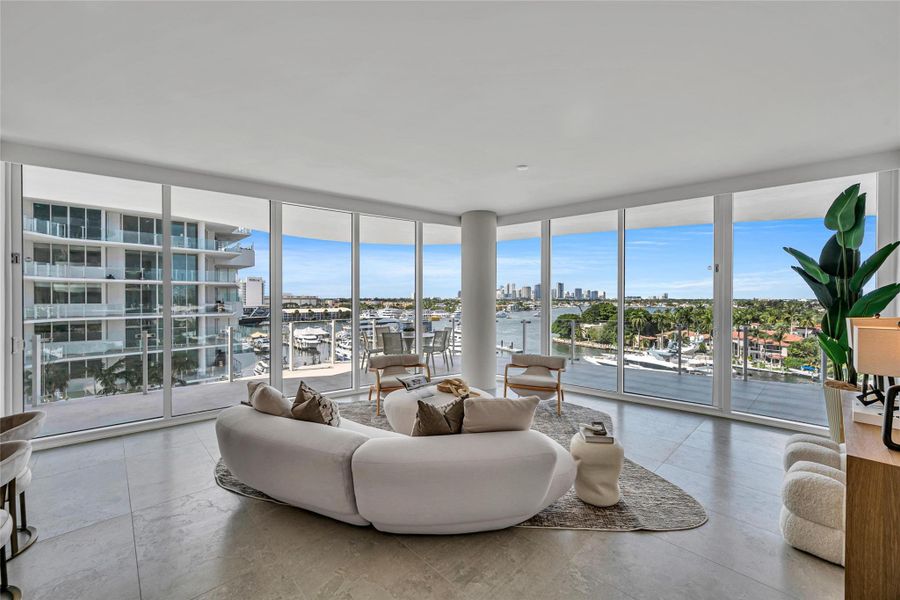 Furnished interior view inside a new home in , Fort Lauderdale (Image 55).