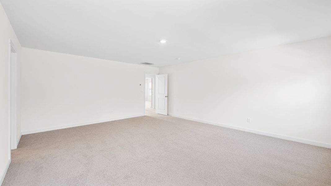 Spacious, unfurnished interior of a new home in Prairie Pass, Apison (Image 25).