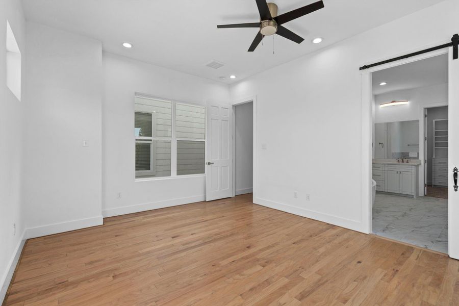 Spacious, unfurnished interior of a new home in , Houston (Image 13). Spacious, unfurnished interior of a new home in , Houston (Image 13).