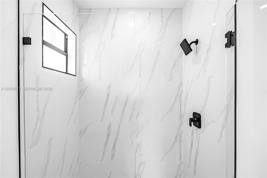 Close-up of interior finishes inside a home in , Lehigh Acres (Image 16). Close-up of interior finishes inside a home in , Lehigh Acres (Image 16).