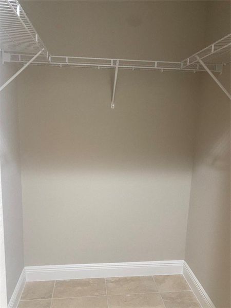 Walk In Closet space
