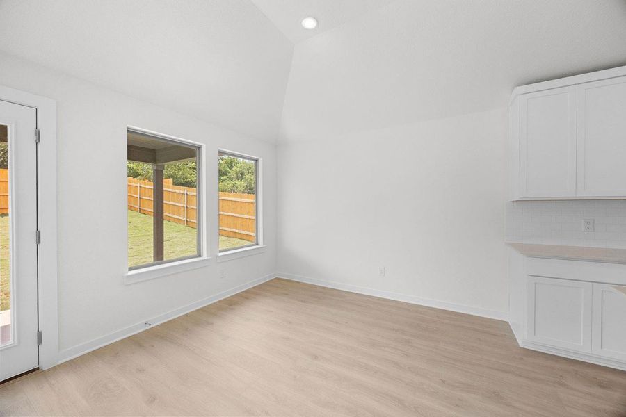 Spacious, unfurnished interior of a new home in Prairie Winds, Hutto (Image 17).
