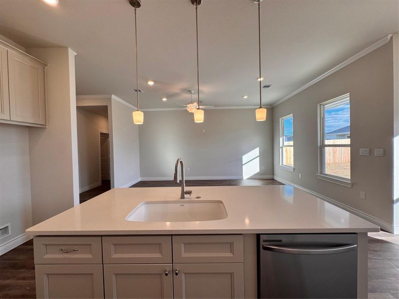 Furnished interior view inside a new home in Grand Oaks Reserve, Cleveland (Image 8). Furnished interior view inside a new home in Grand Oaks Reserve, Cleveland (Image 8).