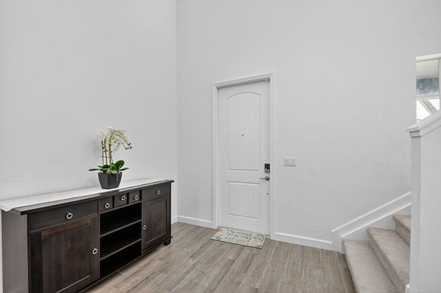 Furnished interior view inside a new home in , Loxahatchee (Image 10).