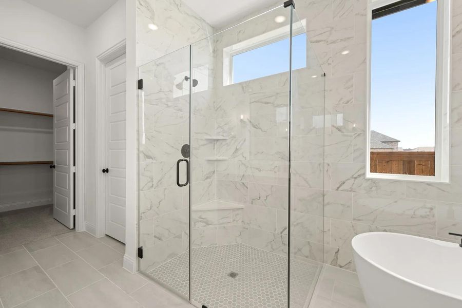 The Eastland II Primary Bath