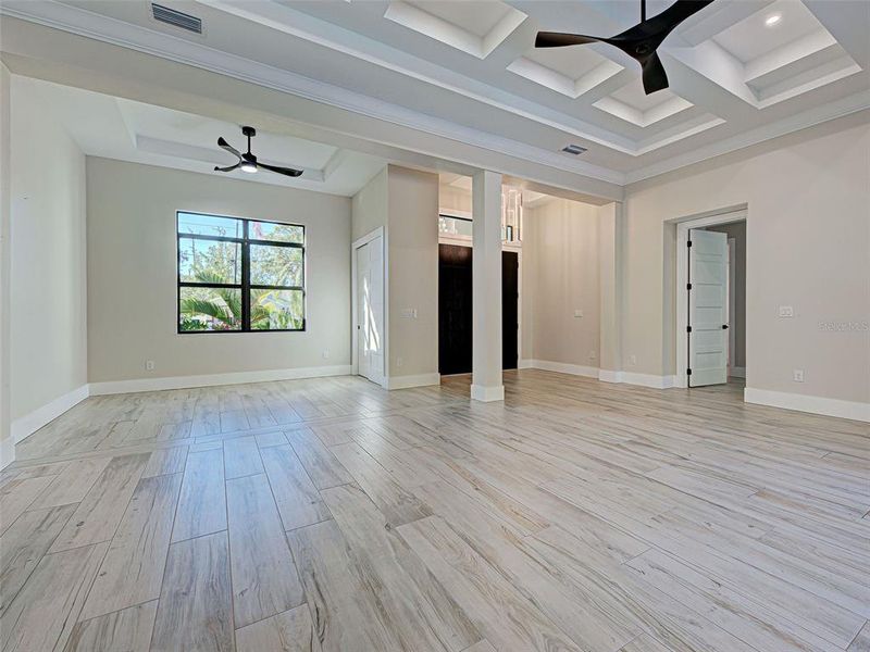 Spacious, unfurnished interior of a new home in , North Port (Image 38).