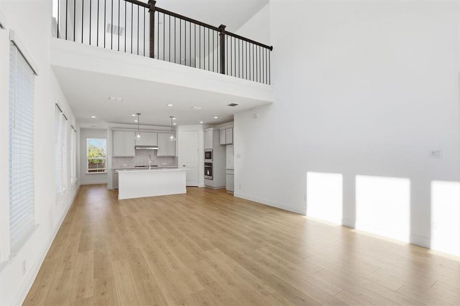 Spacious, unfurnished interior of a new home in The Ranch at Uptown Celina 40s, Celina (Image 16). Spacious, unfurnished interior of a new home in The Ranch at Uptown Celina 40s, Celina (Image 16).