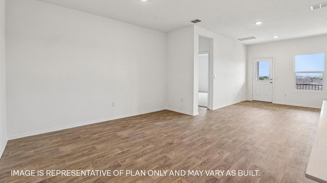 Spacious, unfurnished interior of a new home in Valverde, Bastrop (Image 21).