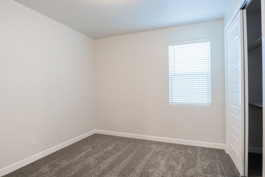 Spacious, unfurnished interior of a new home in Paseo Del Este, El Paso (Image 29).