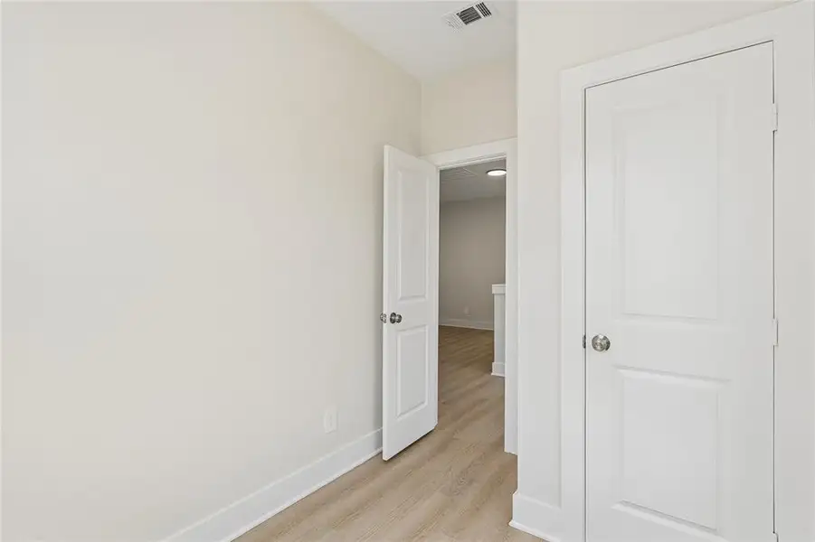 Spacious, unfurnished interior of a new home in , Fort Worth (Image 17).