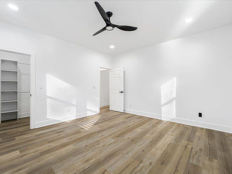 Spacious, unfurnished interior of a new home in , Dallas (Image 38). Spacious, unfurnished interior of a new home in , Dallas (Image 38).