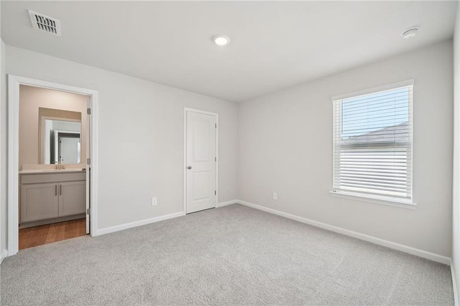 Spacious, unfurnished interior of a new home in Parkside at Grayson, Grayson (Image 23).