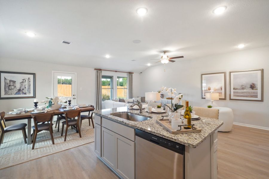 Lexington Heights Model Home - Golden - Kitchen Lexington Heights Model Home - Golden - Kitchen