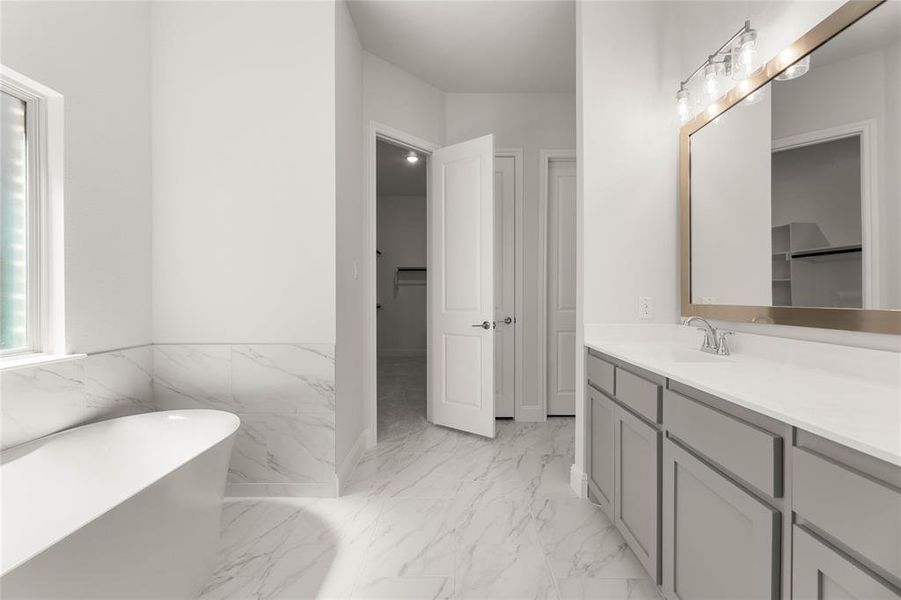 1019 Moss Grove-Primary Suite-3