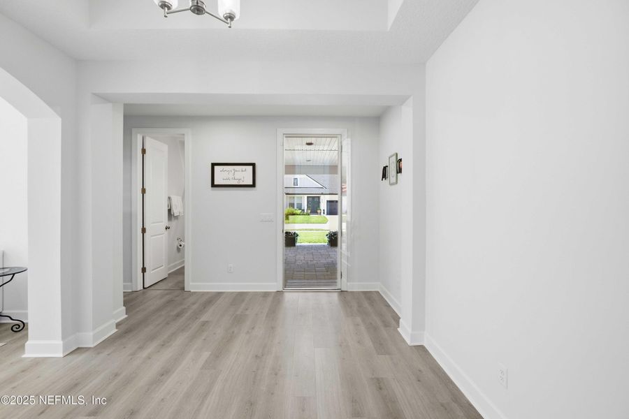 Spacious, unfurnished interior of a new home in Trailmark - Phase 6, St. Augustine (Image 20). Spacious, unfurnished interior of a new home in Trailmark - Phase 6, St. Augustine (Image 20).