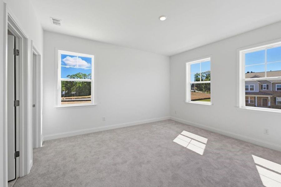 Spacious, unfurnished interior of a new home in Watson Park, Snellville (Image 16). Spacious, unfurnished interior of a new home in Watson Park, Snellville (Image 16).