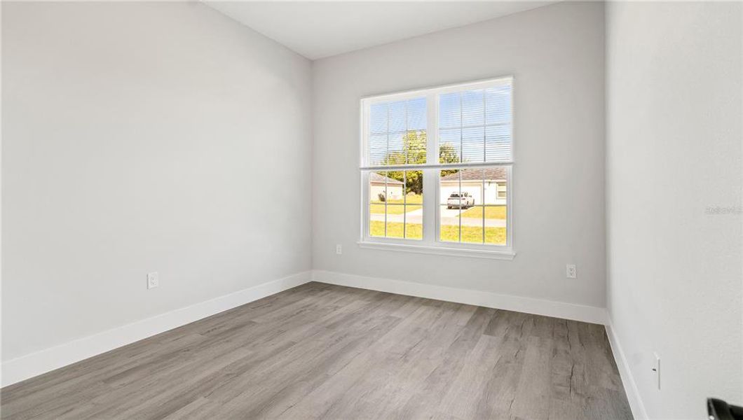 Spacious, unfurnished interior of a new home in , Ocala (Image 30).