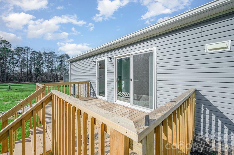 Exterior details and patio area of a home in , Shelby (Image 22).