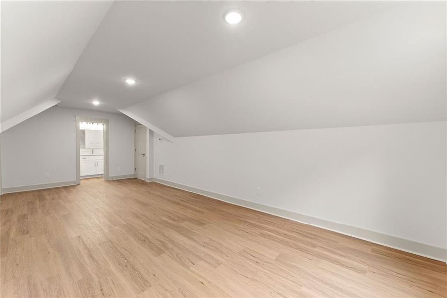 Spacious, unfurnished interior of a new home in , Baldwin (Image 51).