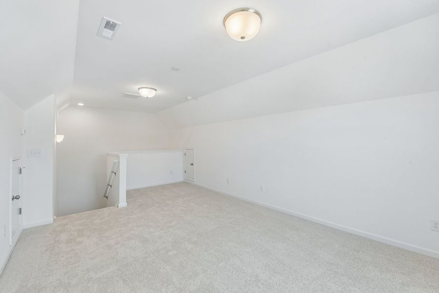 Spacious, unfurnished interior of a new home in Edgewater - The Cottages, Lancaster (Image 26).
