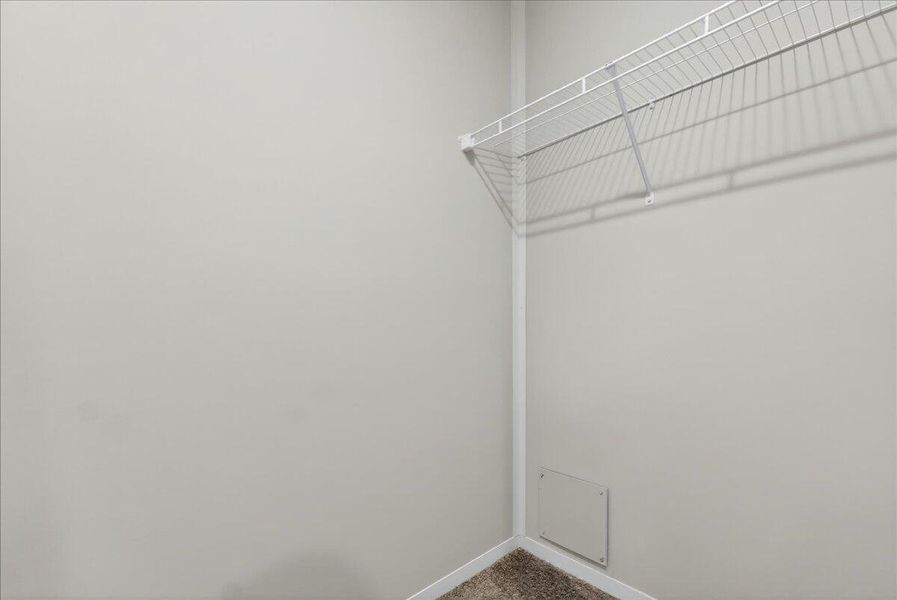 Spacious, unfurnished interior of a new home in , Walterboro (Image 34).