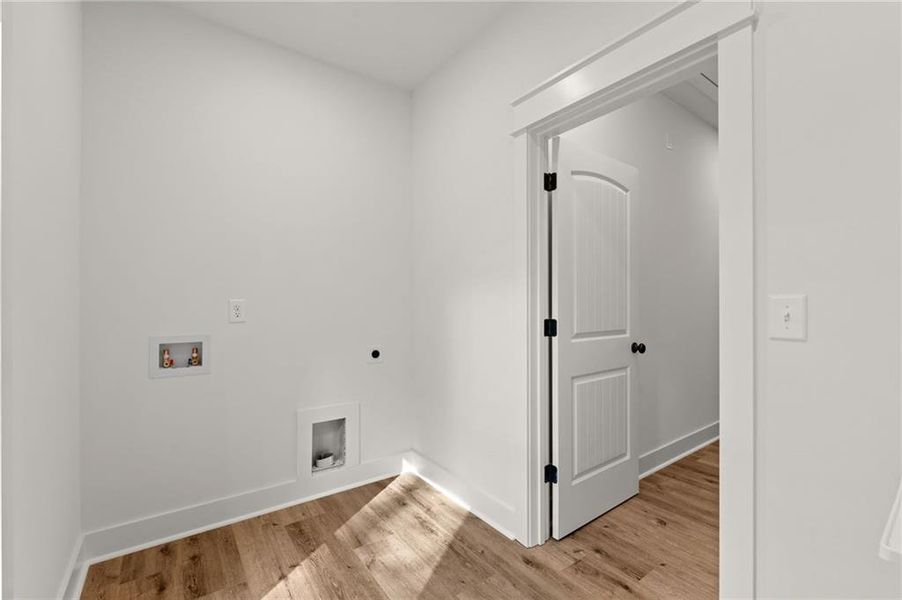 Spacious, unfurnished interior of a new home in , Dahlonega (Image 50).