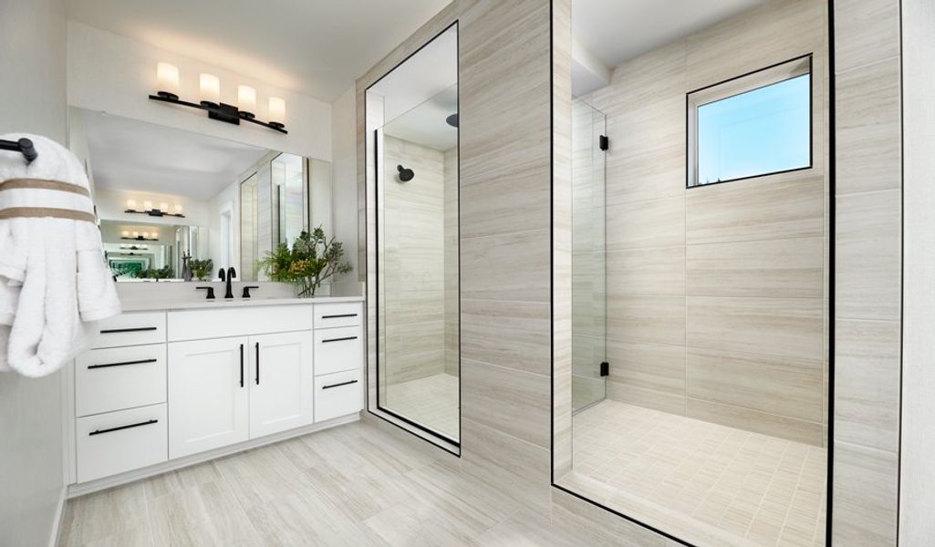 Dayton-G601-MagnoliaHeights Owner's Bathroom