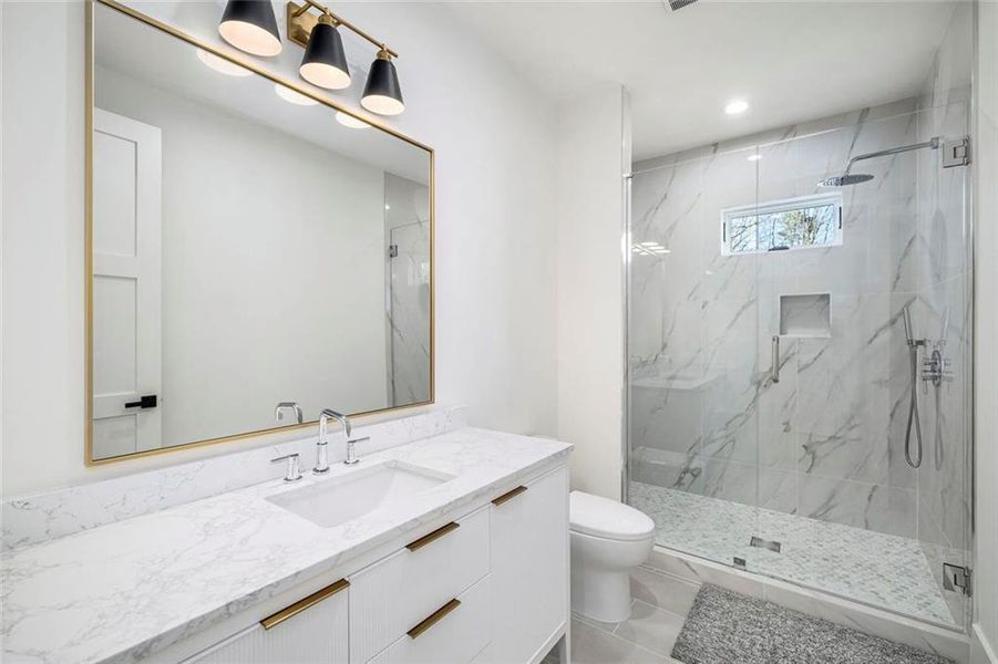 Furnished interior view inside a new home in , Alpharetta (Image 44).