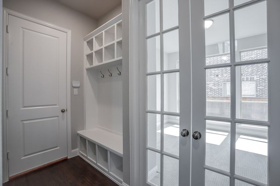 Plan 609 Mud Room Representative Image