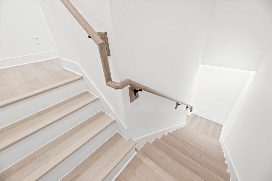 Spacious, unfurnished interior of a new home in , Houston (Image 23).