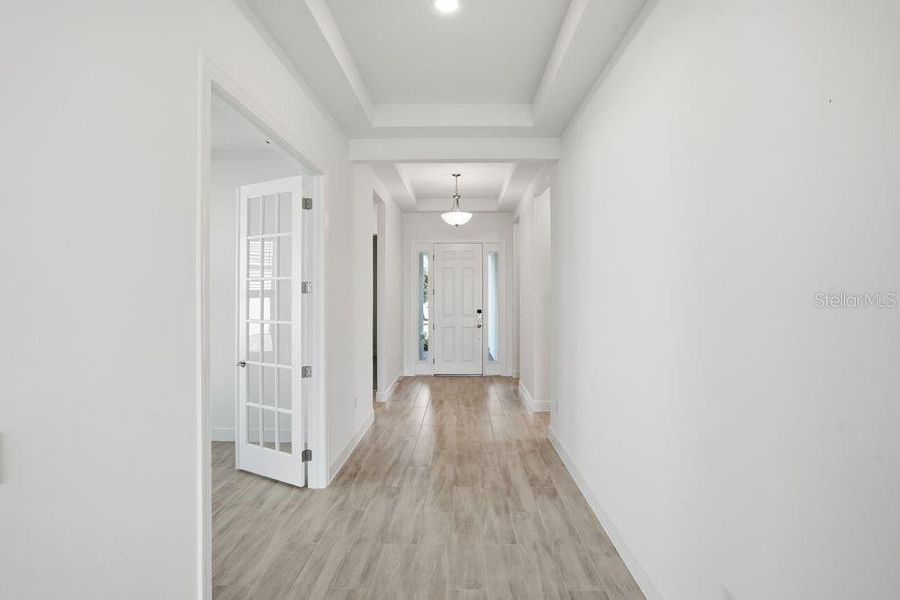 Spacious, unfurnished interior of a new home in Esplanade at Coasterra, Palmetto (Image 13).