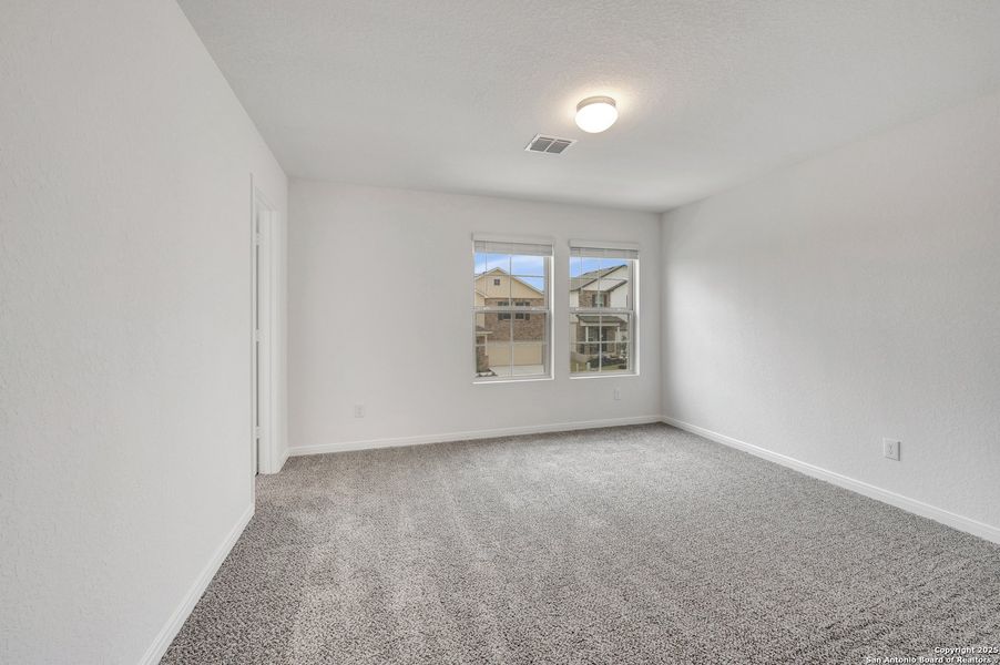 Spacious, unfurnished interior of a new home in Paloma Park, Converse (Image 52).