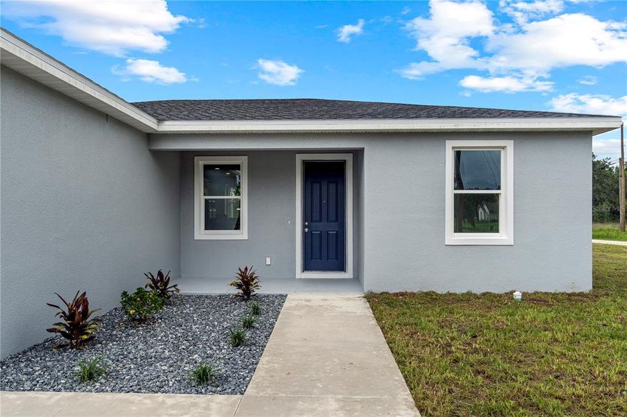 Exterior details and patio area of a home in , Dunnellon (Image 3). Exterior details and patio area of a home in , Dunnellon (Image 3).