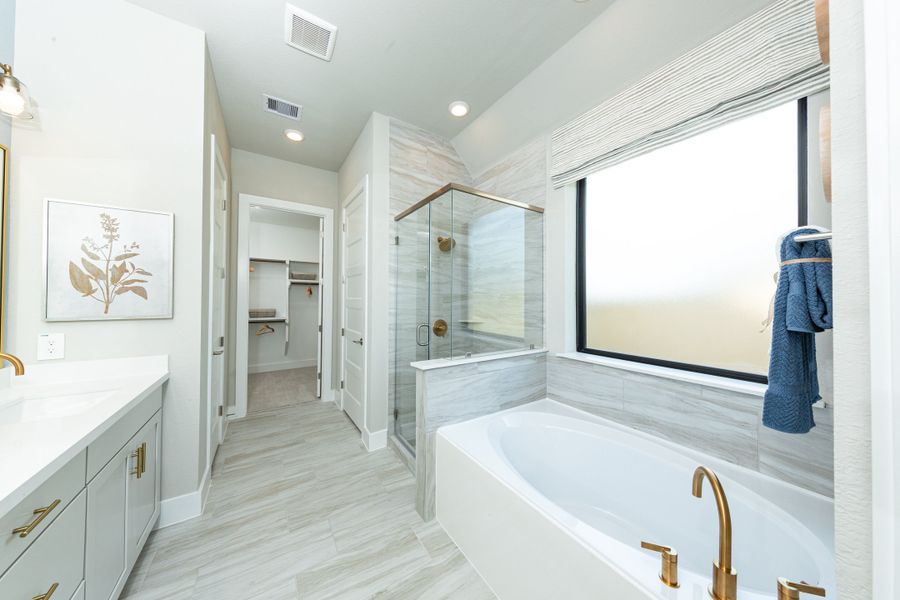 Representative furnished interior of a home built from the Sheffield by Beazer Homes in The Highlands, Porter (Image 11). Representative furnished interior of a home built from the Sheffield by Beazer Homes in The Highlands, Porter (Image 11).