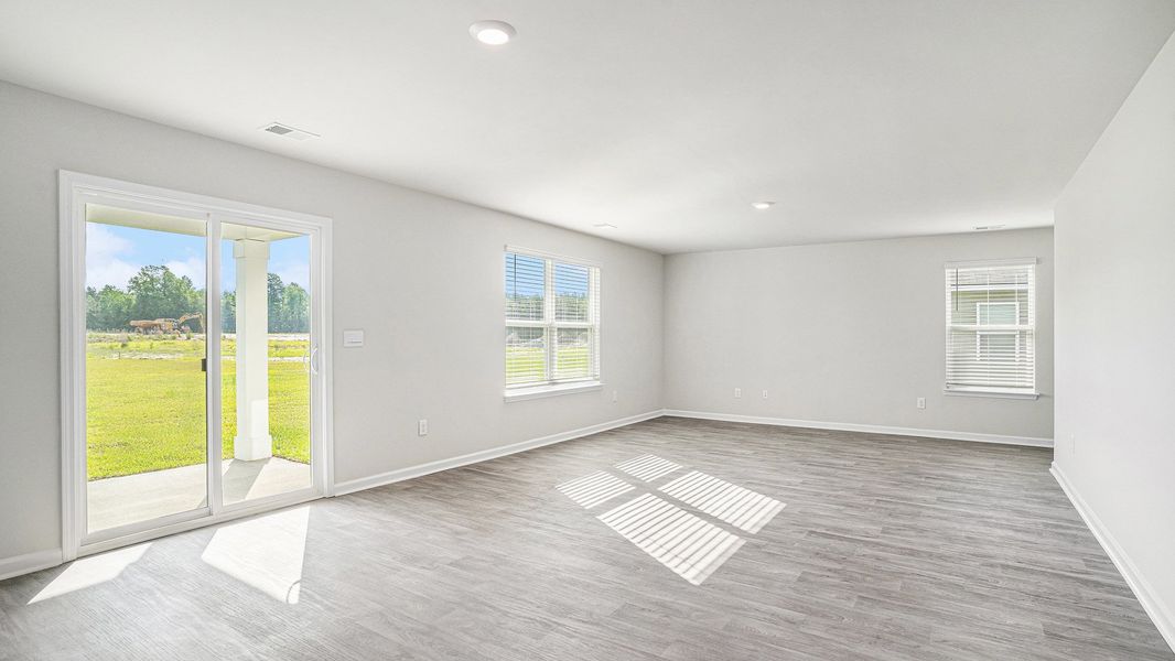 Spacious, unfurnished interior of a new home in Ravenloft, Conway (Image 5).