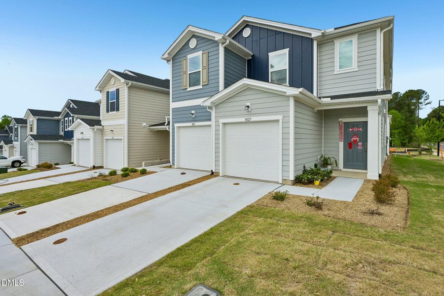 8-web-or-mls-Chrys St-S0205-008