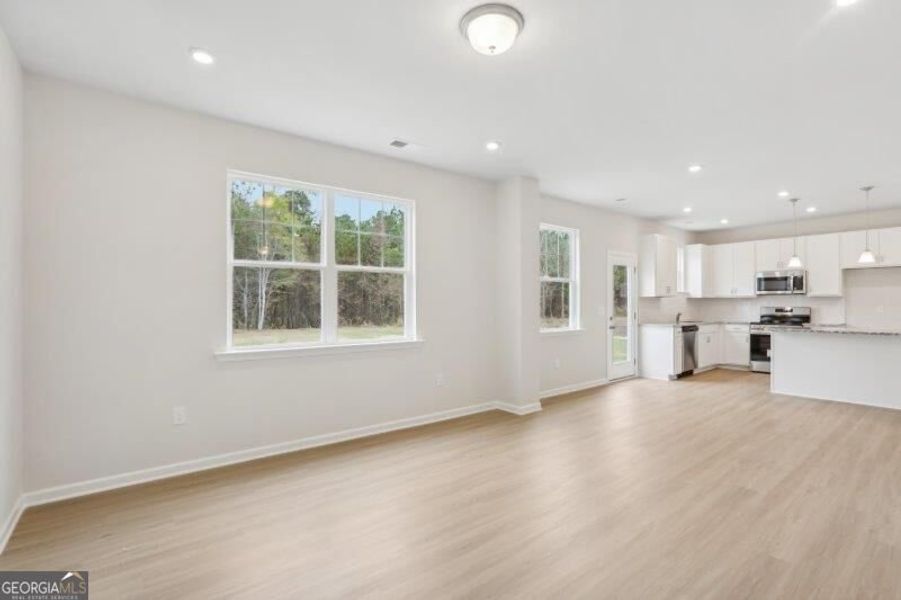Spacious, unfurnished interior of a new home in Avalon, Perry (Image 13). Spacious, unfurnished interior of a new home in Avalon, Perry (Image 13).