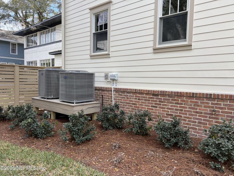 Exterior details and patio area of a home in , Jacksonville (Image 48).