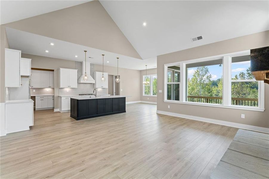 Spacious, unfurnished interior of a new home in Twin Lakes, Hoschton (Image 20).