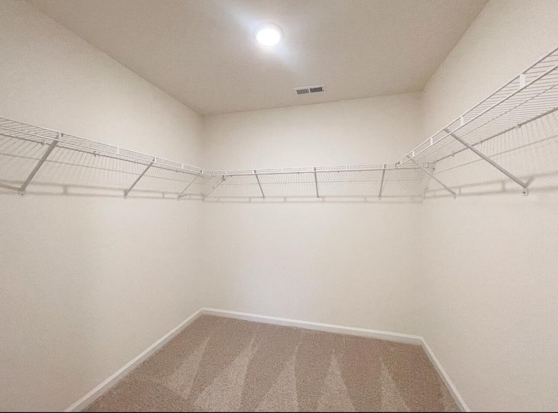 Image 26 of a home in Bellevue Townhomes.